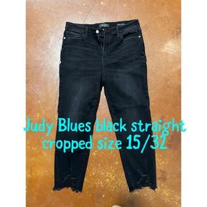 Judy Blues black straight cropped